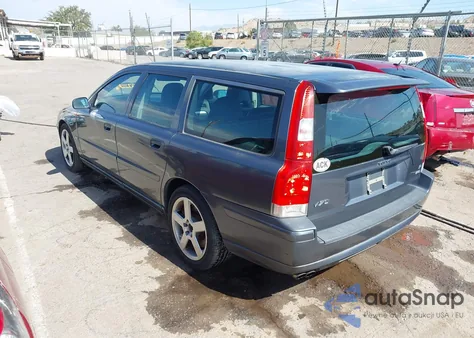 2005 Volvo V70 R from USA, damaged, VIN YV1SJ527652478913